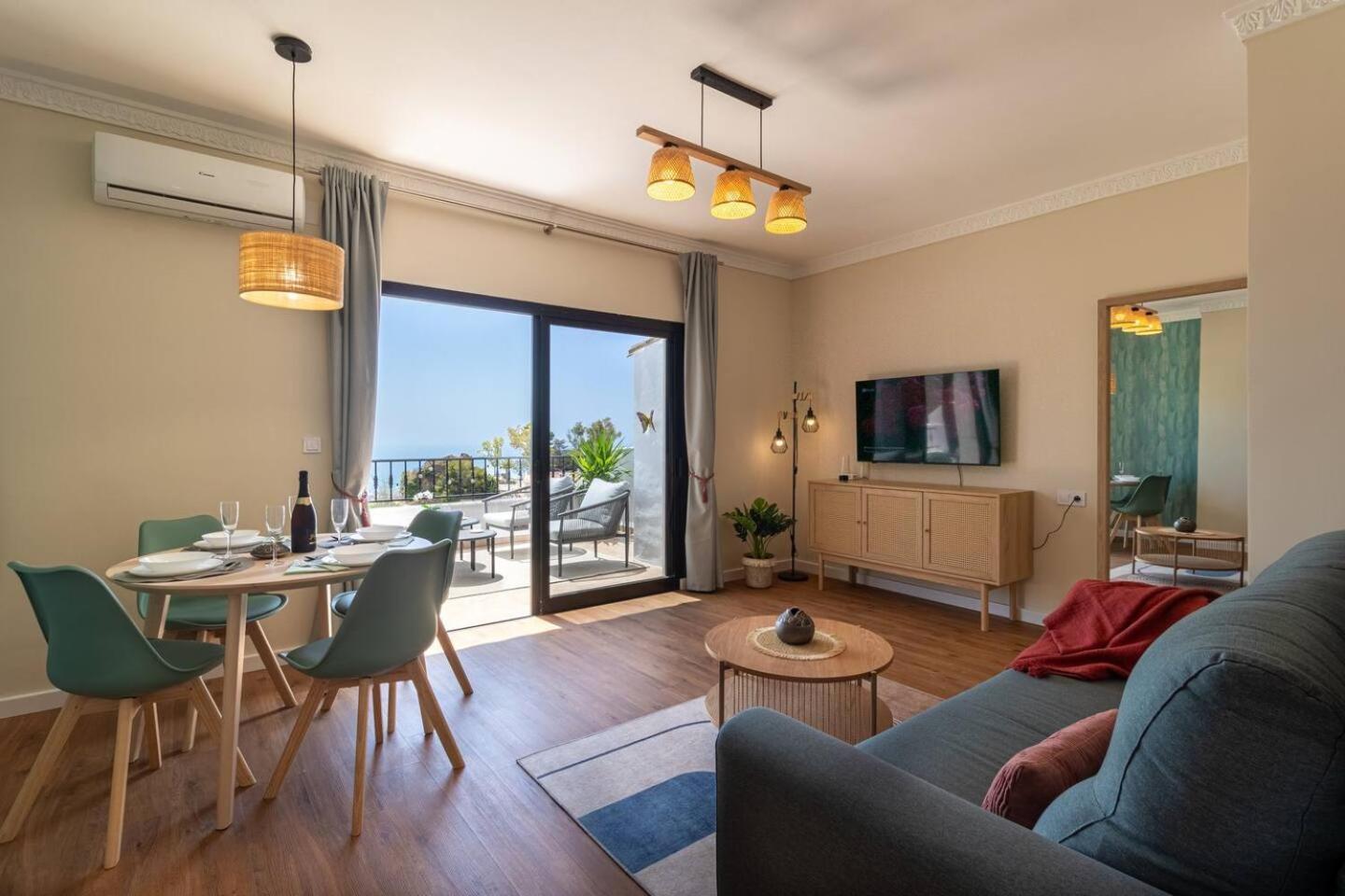 Heart Of Gorgeous Flat With Panoramic View Mijas
