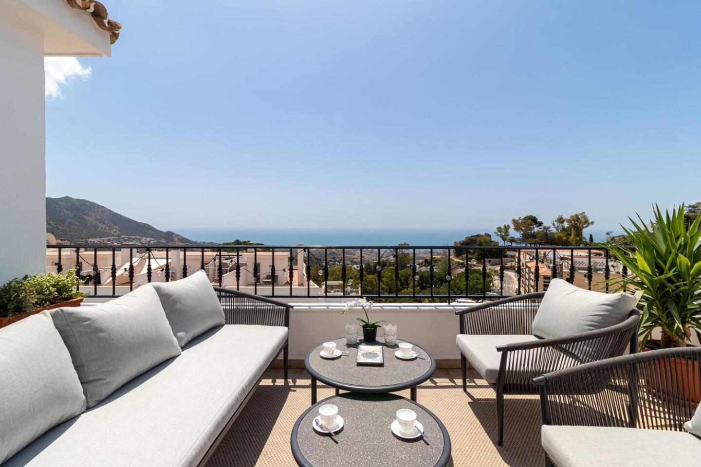 Heart Of Gorgeous Flat With Panoramic View Mijas